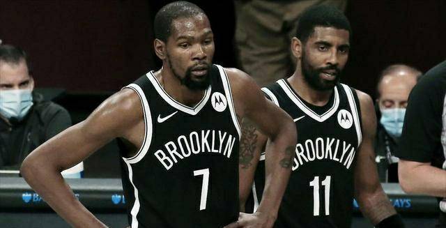  欧文华丽运球戏耍防线独行侠大胜黄蜂队