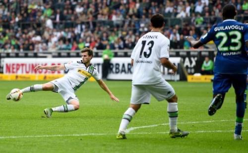  柏林联合主场逼平强敌，德甲中游球队展现韧性