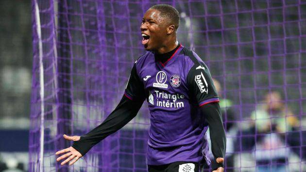  索肖防守反击教科书，高效转化机会取得宝贵胜利